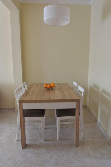 Apartment In The Center Of Carvoeiro With Terrace Exterior foto